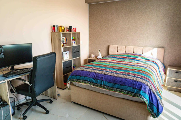 Image No.6-5 Bed Property for sale