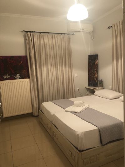 Image No.8-3 Bed House for sale