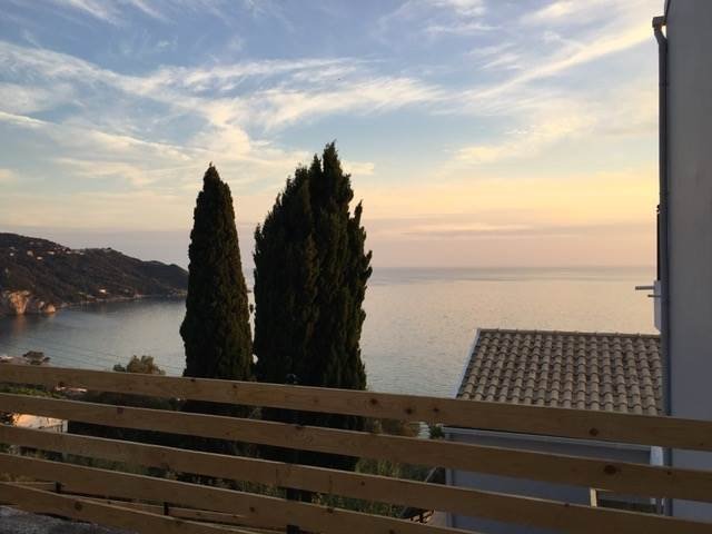 Image No.11-3 Bed Apartment for sale