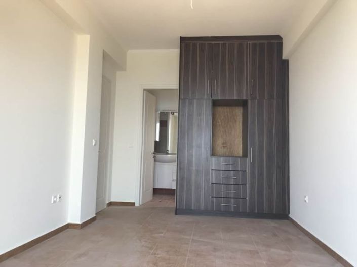 Image No.8-3 Bed Apartment for sale