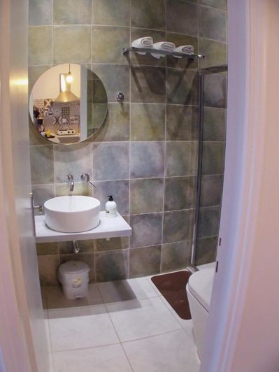 Image No.11-16 Bed Property for sale