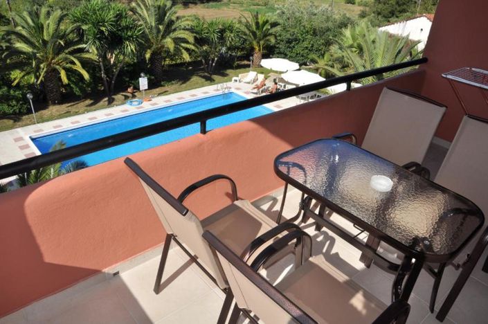 Image No.14-16 Bed Property for sale