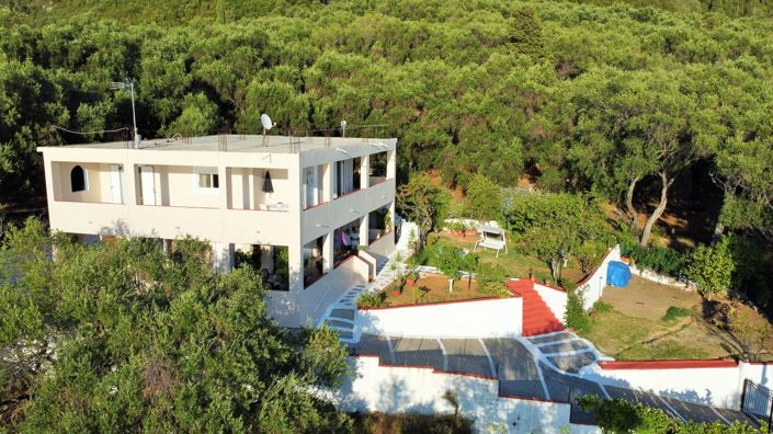 Image No.2-4 Bed House for sale