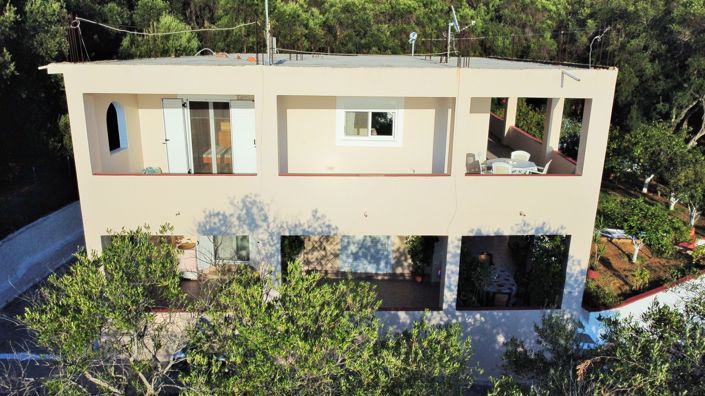 Image No.6-4 Bed House for sale