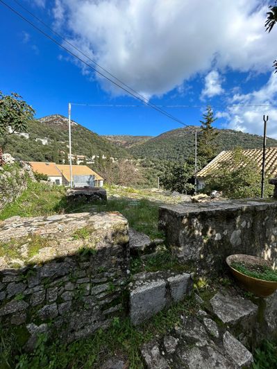 Image No.25-5 Bed House for sale