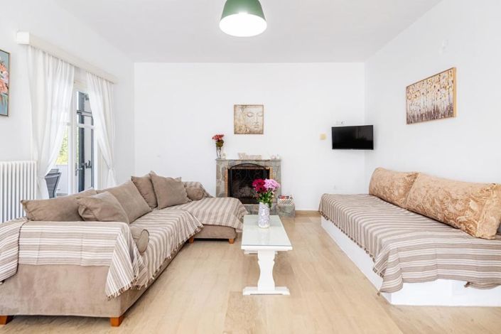 Image No.13-4 Bed House for sale