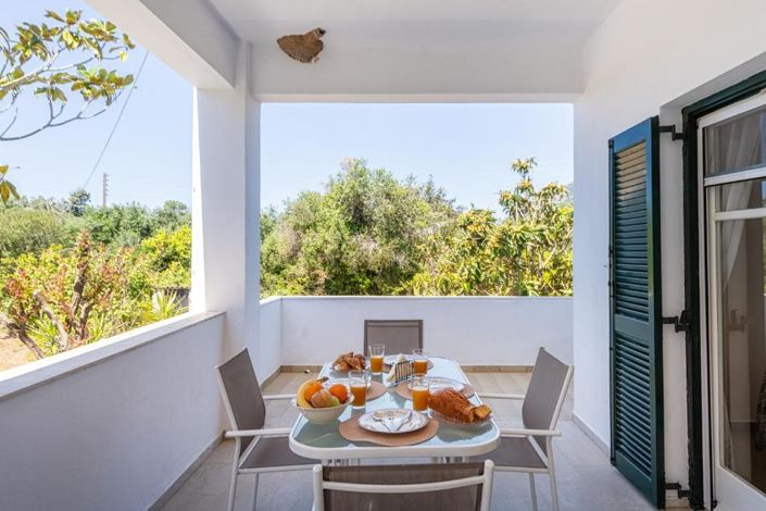 Image No.22-4 Bed House for sale