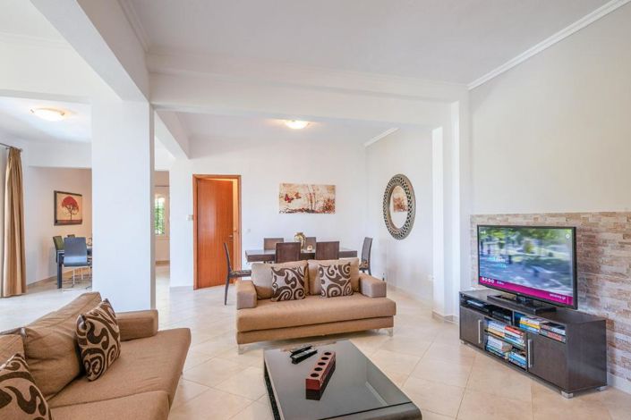 Image No.5-4 Bed House for sale