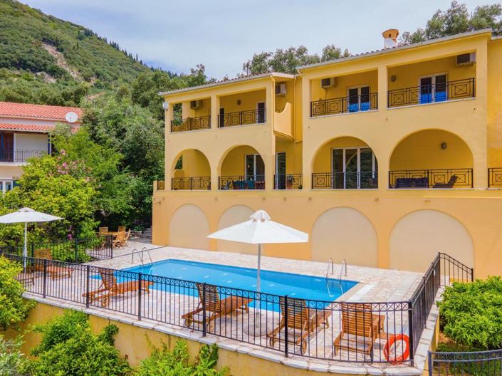 Image No.8-4 Bed House for sale