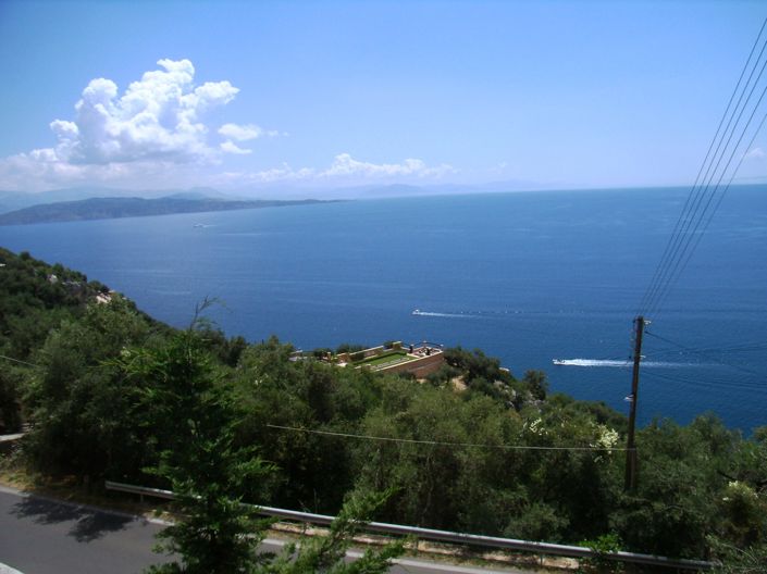 Image No.8-4 Bed House for sale