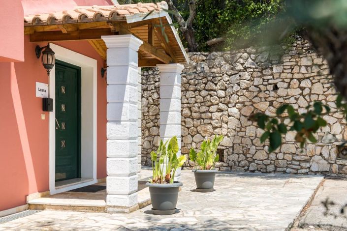 Image No.13-4 Bed House for sale