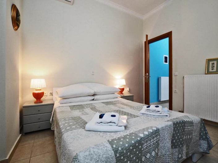 Image No.36-7 Bed House for sale