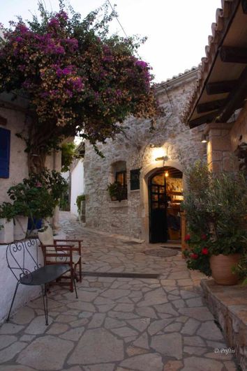 Image No.44-7 Bed House for sale