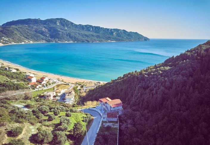 Image No.45-7 Bed House for sale