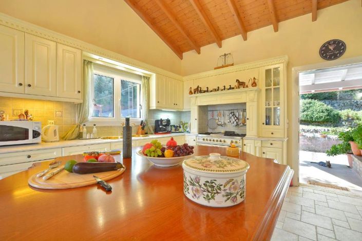 Image No.22-4 Bed House for sale