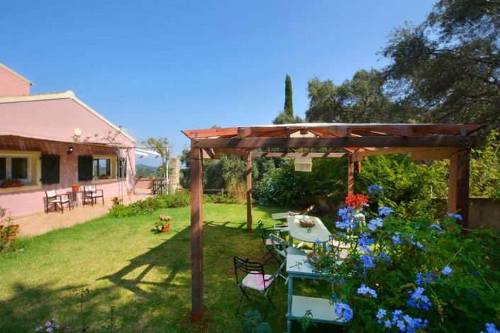 Image No.24-4 Bed House for sale