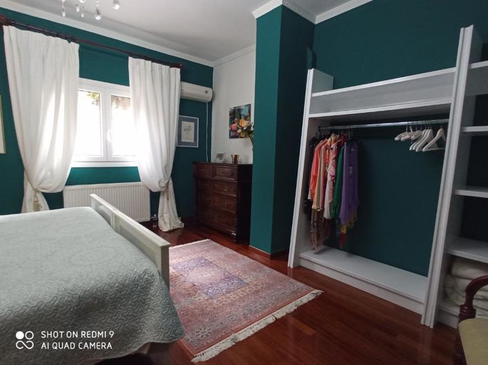 Image No.41-4 Bed House for sale