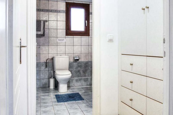 Image No.21-4 Bed House for sale