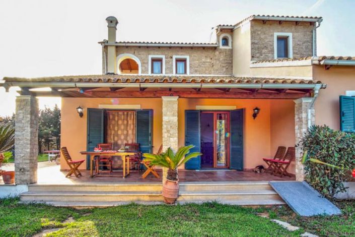 Image No.7-4 Bed House for sale