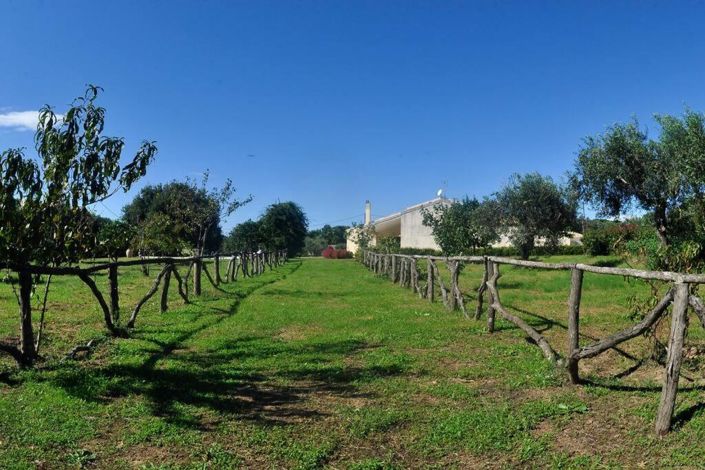 Image No.22-3 Bed House for sale