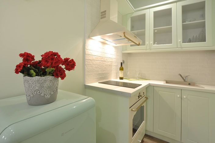 Image No.16-7 Bed Property for sale