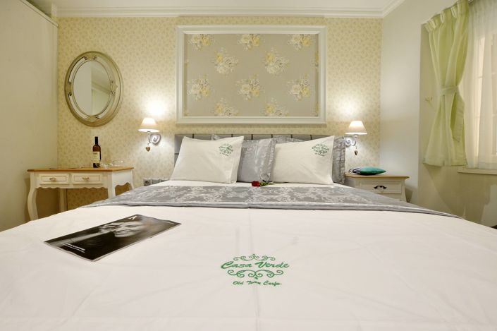 Image No.29-7 Bed Property for sale