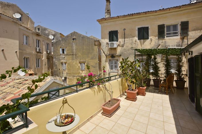 Image No.42-7 Bed Property for sale