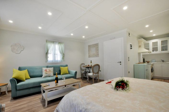 Image No.5-7 Bed Property for sale