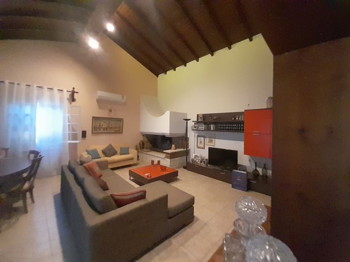 Image No.19-4 Bed House for sale