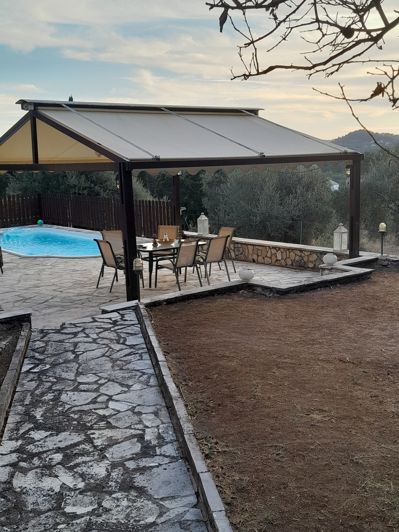 Image No.8-4 Bed House for sale