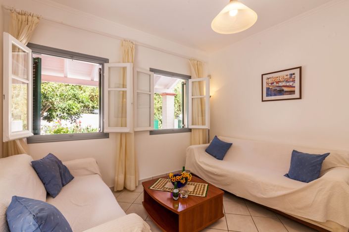 Image No.20-4 Bed House for sale