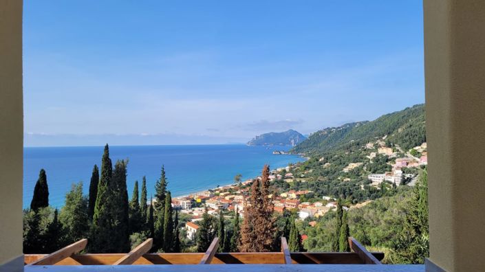 Image No.18-4 Bed House for sale