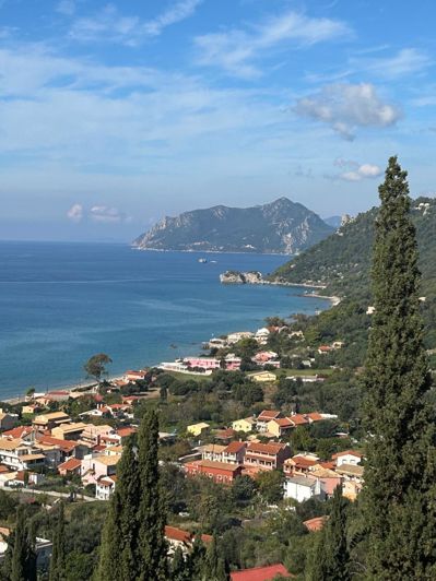 Image No.6-4 Bed House for sale