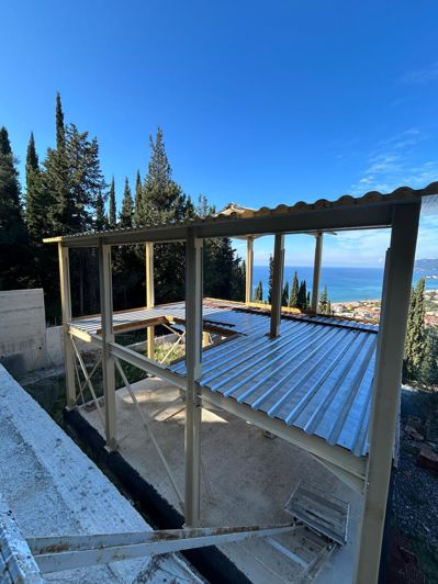 Image No.8-4 Bed House for sale