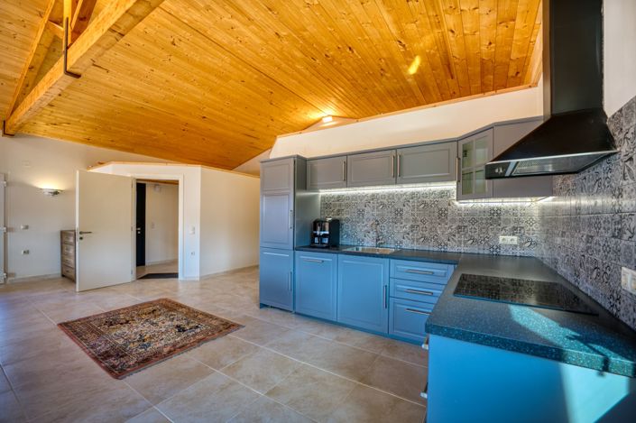 Image No.13-4 Bed Property for sale