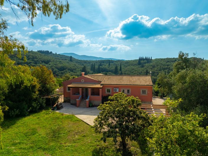 Image No.30-4 Bed Property for sale