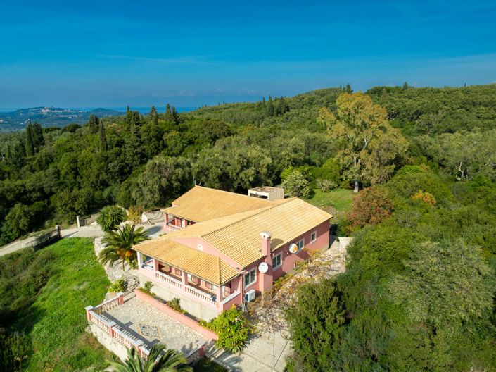 Image No.31-4 Bed Property for sale