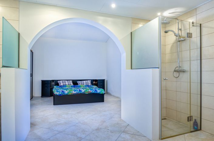 Image No.5-4 Bed Property for sale