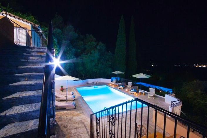 Image No.19-8 Bed House for sale