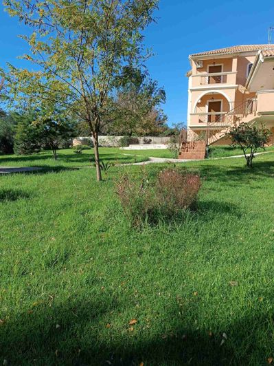 Image No.14-5 Bed House for sale