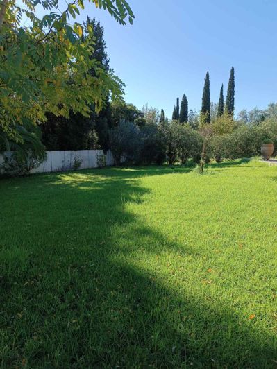 Image No.18-5 Bed House for sale