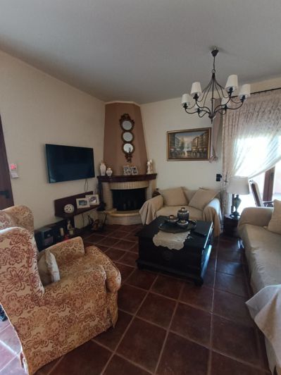 Image No.20-5 Bed House for sale