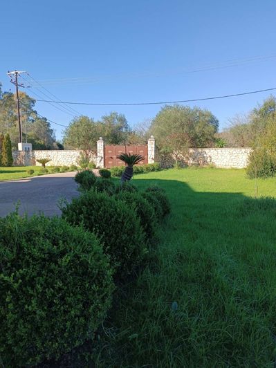 Image No.22-5 Bed House for sale