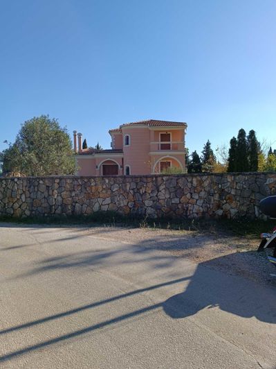 Image No.30-5 Bed House for sale