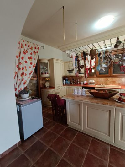 Image No.31-5 Bed House for sale