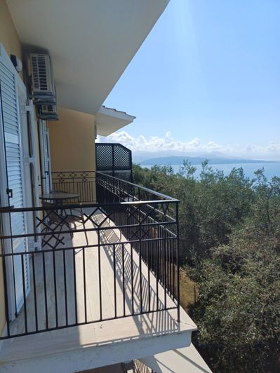 Image No.22-6 Bed House for sale