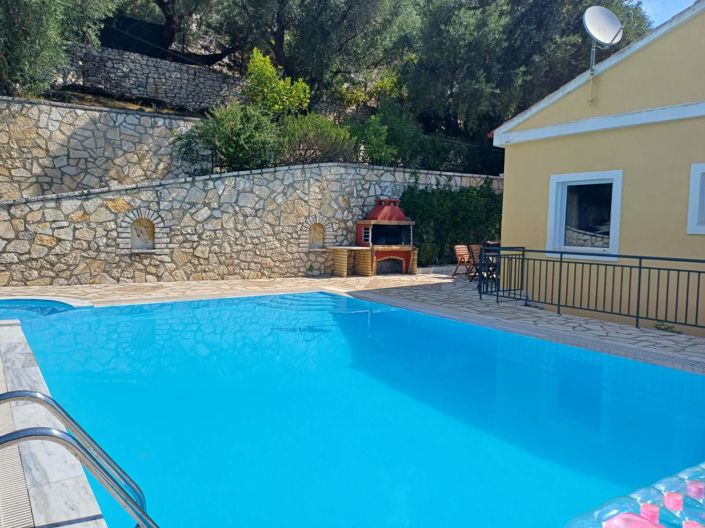 Image No.23-6 Bed House for sale