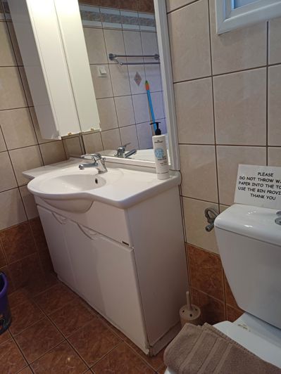 Image No.28-6 Bed House for sale