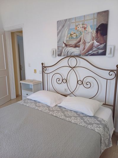 Image No.30-6 Bed House for sale