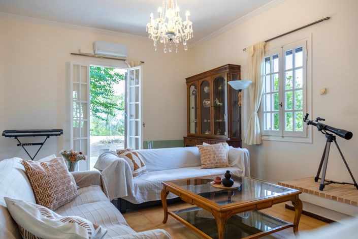 Image No.12-3 Bed House for sale